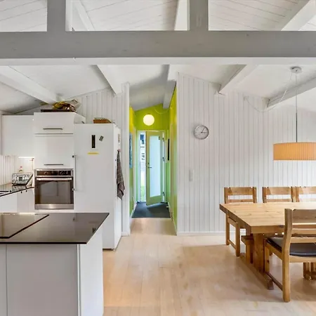 M13-vaeggerlose-lovsangervej-13 Hébergement de vacances *