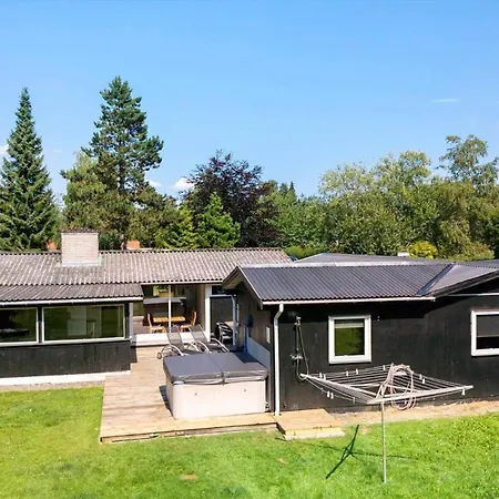 Hébergement de vacances M13-vaeggerlose-lovsangervej-13 Bøtø By
